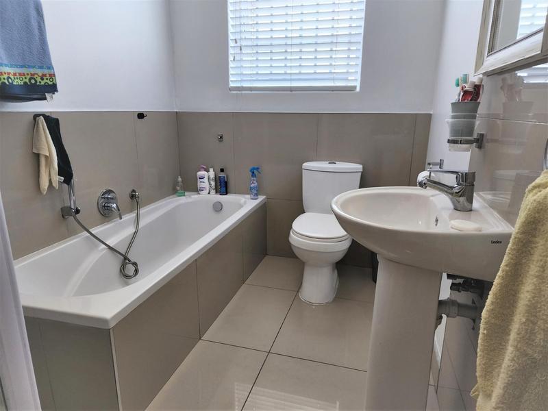 2 Bedroom Property for Sale in Grassy Park Western Cape